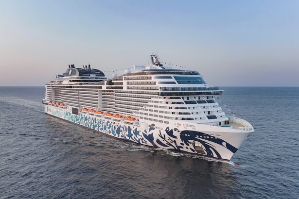 MSC Euribia Kreuzfahrtschiff auf den Kanarischen Inseln